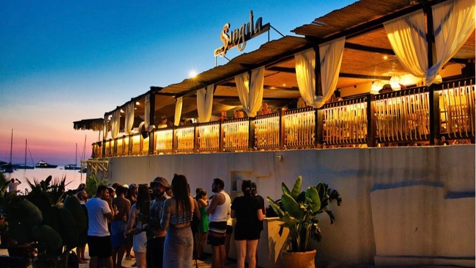 Singita Beach Bar & Restaurant - Malta 1